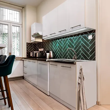 Appartement Doma With 3 Bedrooms Budapest